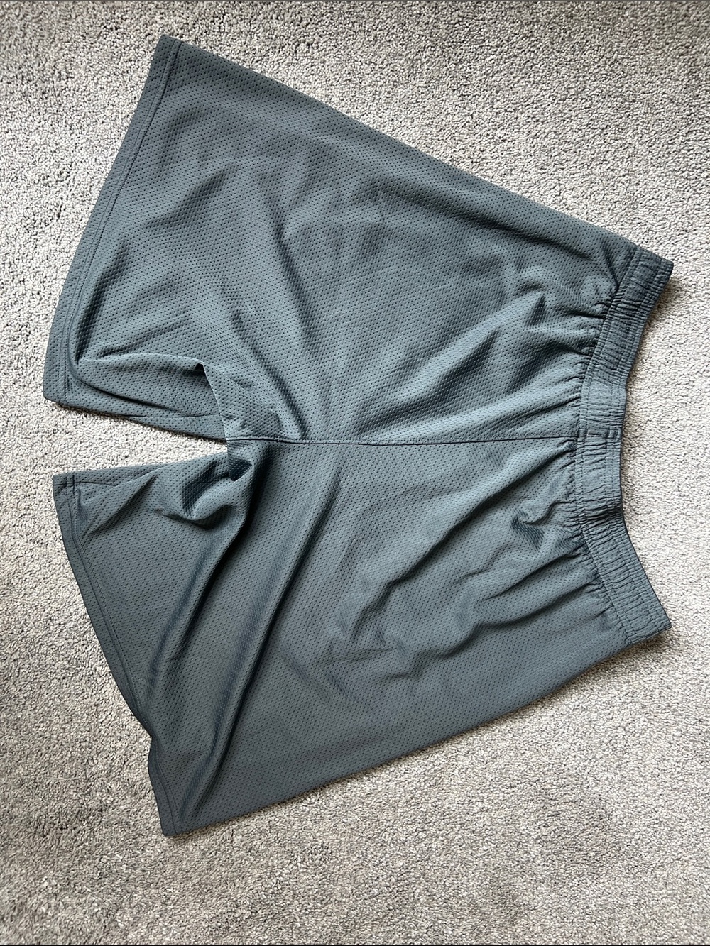 Under Armour loose fit large men’s 3 pair bundle. - Picture 8 of 8